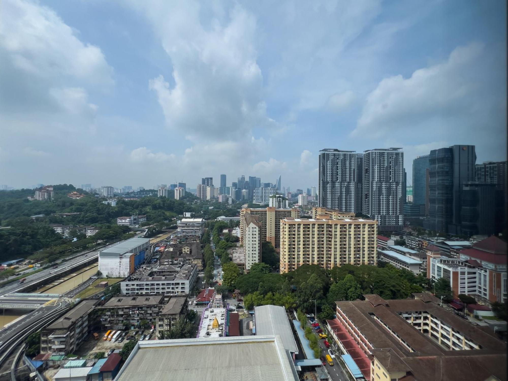 The Riv - Riveria City Kl Sentral By Sleepy Bear Куала Лумпур Екстериор снимка